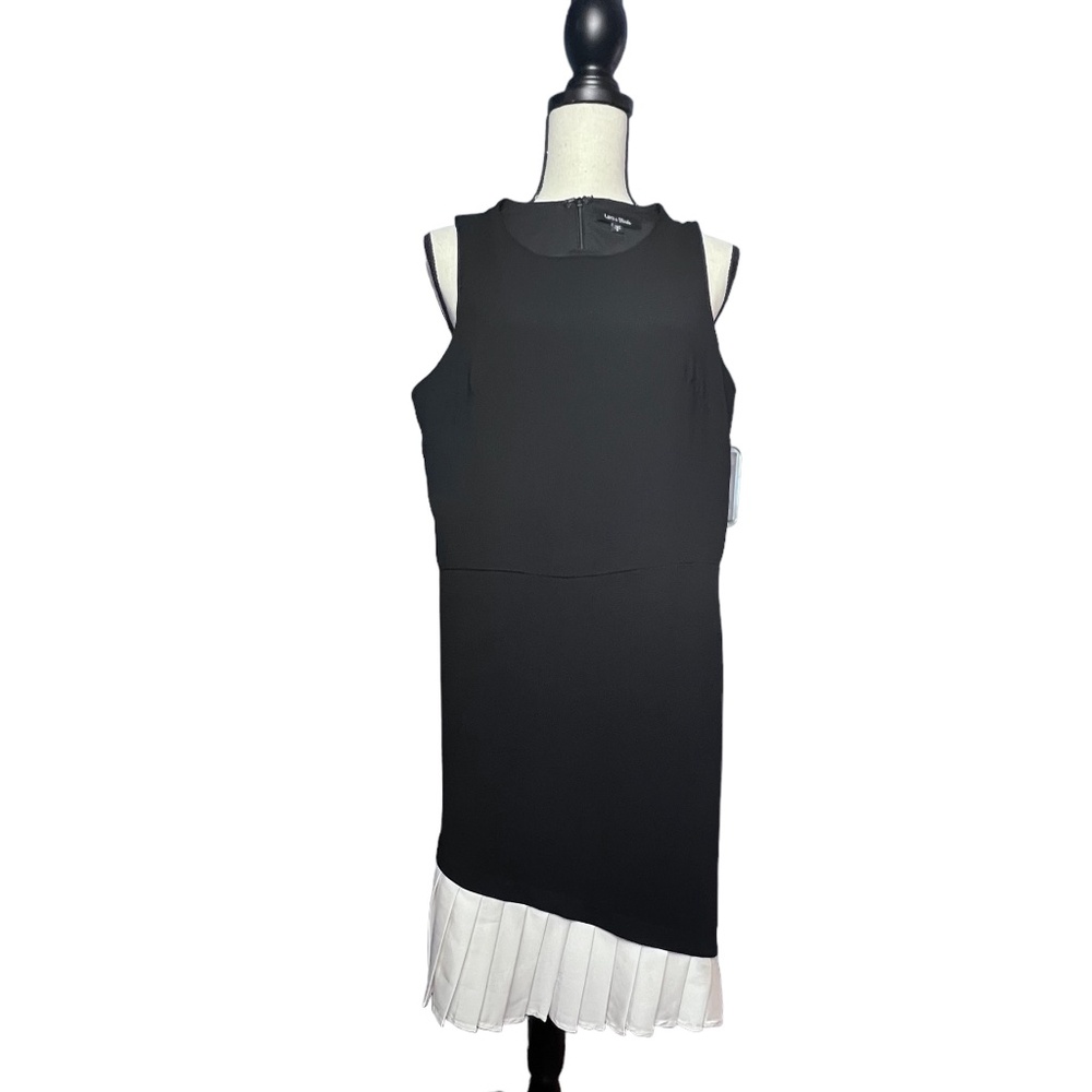 Lea & Viola Party Sleeveless Black & White Dress Assymetric Pleated Detail Hem